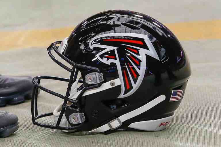 atlanta falcons vaccinated