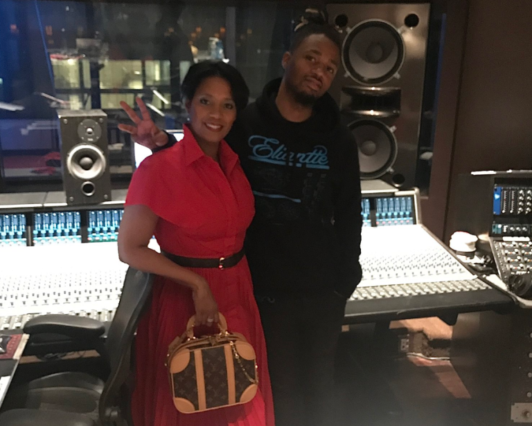 Super-producer Metro Boomin is mourning the loss of his mother after she was murdered by her husband over the weekend.