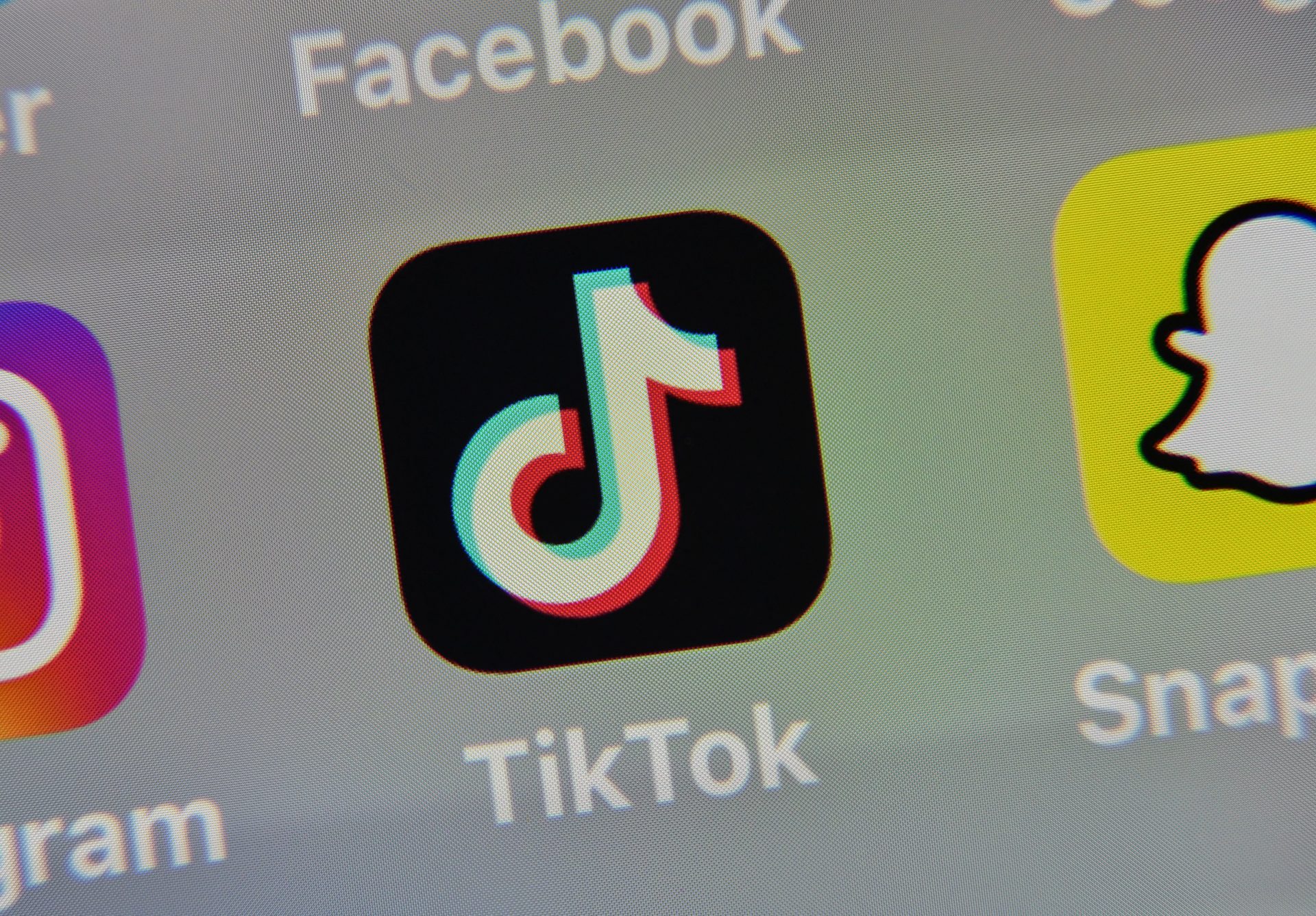 Chicago Woman Killed By Ex-Husband After Sharing She’s ‘Happier’ After Divorce On TikTok