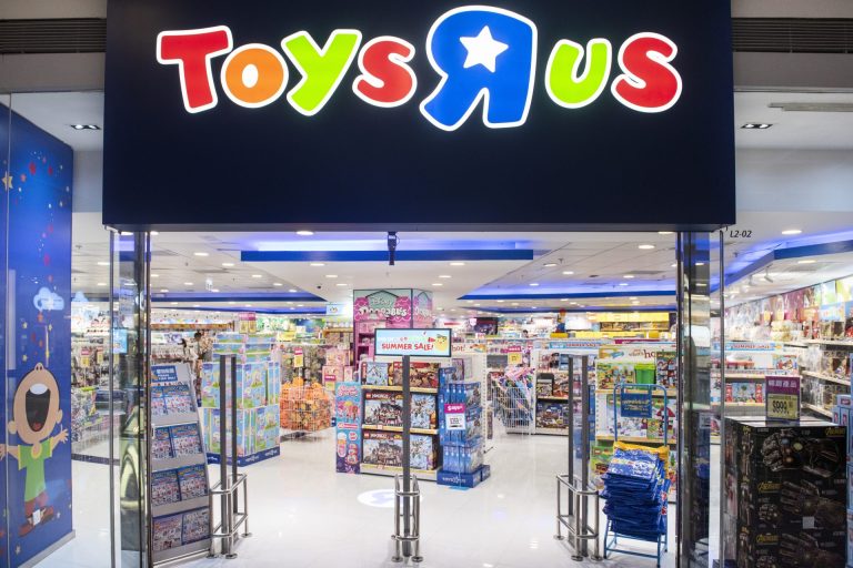 Toys "R" Us