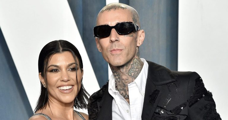 WATCH: Kourtney Kardashian & Travis Barker Reveal Gender Of Their Unborn Baby!