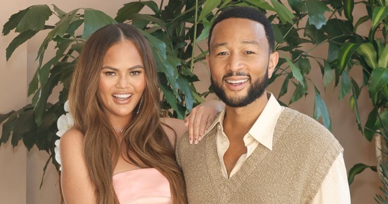 Chrissy Teigen Renewing Marriage Vows John Legend 