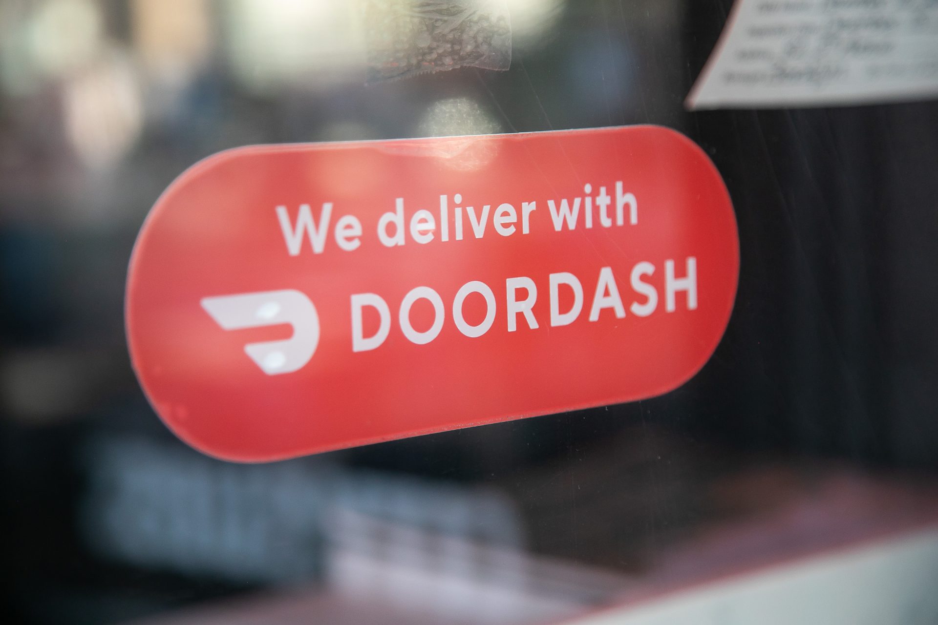 DoorDash Warns Customers About Delays For Deliveries w/o Tips
