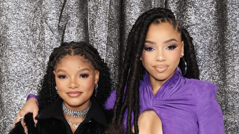 BEVERLY HILLS, CALIFORNIA - NOVEMBER 25: (Editorial Use Only) (Exclusive Coverage) (L-R) Halle Bailey and Chloe Bailey attend the World Premiere of "Renaissance: A Film By Beyoncé" at Samuel Goldwyn Theater on November 25, 2023 in Beverly Hills, California.