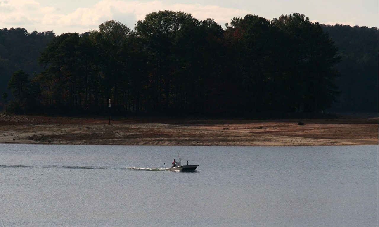 74 Year Old Man Dies At Lake Lanier After Seat Becomes Unbolted