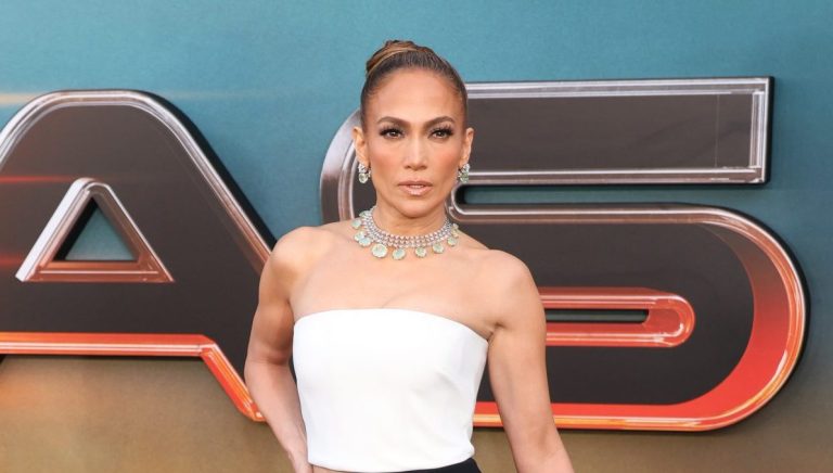 Jennifer Lopez Claps Back At Reporter After He Said THIS About Ben Affleck