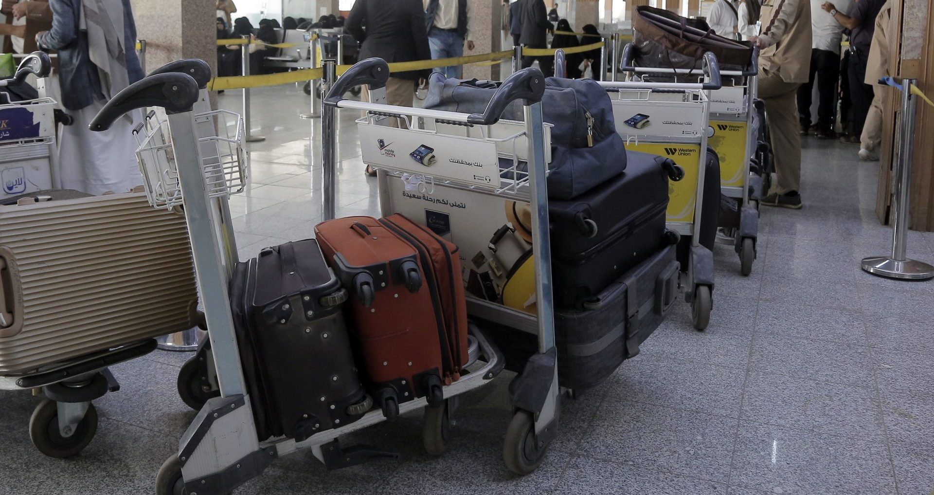 Woman Tracks Missing Luggage Florida Airport Worker House