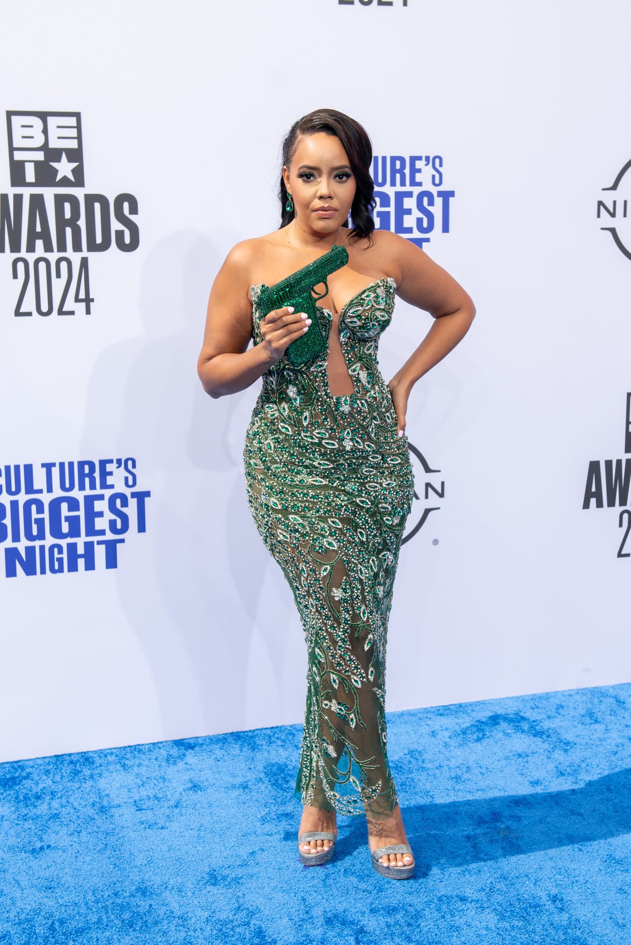 Angela Simmons Issues Second Apology For Weapon-Shaped Purse At The BET Awards (PHOTOS)